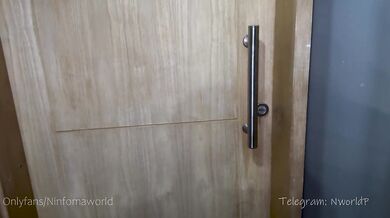 A desperate saleswoman ends up with a Face full of CUM