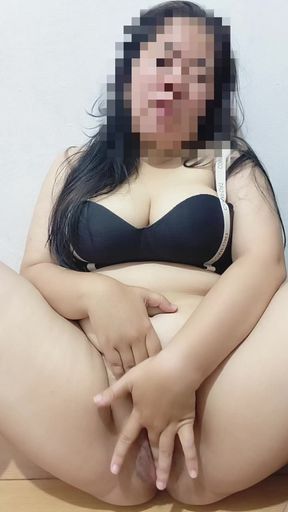 relaxing in the boarding room waiting for the boyfriend to come