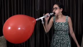 Miss Mia Tries Her First BTP (MP4 - 1080p)