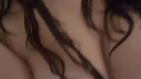 qui veut venir me prendre sous la douche j ai trop envie