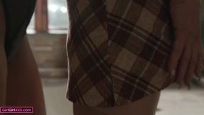 Leana Lovings & Taylor Vixxen: A Curious Encounter Between a Busty MILF and a New Barista