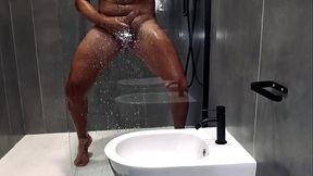 ASMR | MATRIGNA SPIA FIGLIASTRO IN DOCCIA - DOCCIA BOLLENTE CON STRUSCIAMENTI E GEMITI (SEGA IN DOCCIA)