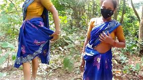 Jungle meri wife Akeli thi Vlog, banane ke jhansa dekar friend ne Meri wife ko vlog banate banate jungle mein mere samne chudai