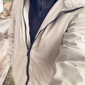 Go Outside Then Pissing Pussy Show up