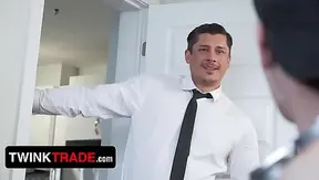 Twink Temptations: Trading Secrets for Muscle Daddys Dominance – 18+