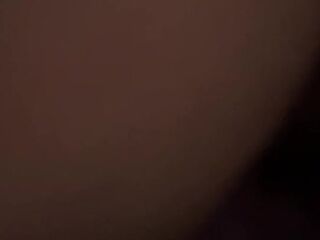 se monta y va llegando a correr