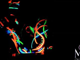 Sex and Uv Painting with Nyx & Dmona