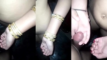 Indian newly married couple Big cock Handjob sex video cum in Mounth Indian Married couple having sex