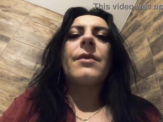 Adventures of MilfyCalla -The smack of my snatch..salt pee- preview