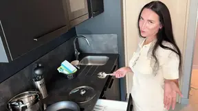 Stepson pounds hot MILF stepmom before leaving for college
