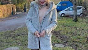 Jazzyyluxx naked under coat in public