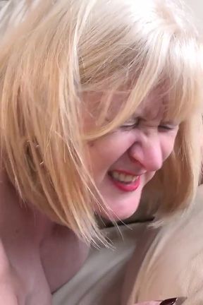 AuntJudysXXX - Busty Mature BBW Stepmom Catherine Can Seduces Her Naughty Stepson