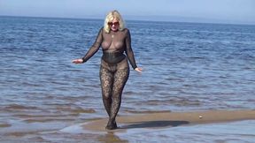 Sea Beach - Nylon Girl