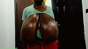 Maja meets Coco Part 7 - The Keyhole Cleavage Cut with Super Busty Coco - Alternate Version (Clip No 2902 - mp4 version)