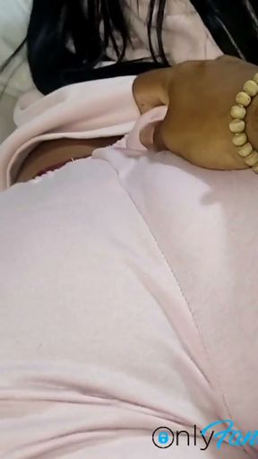 "Stepbrother Creampie Her Stepsister While She Talks To Her Boyfriend On The Cell Phone "   Clip 1