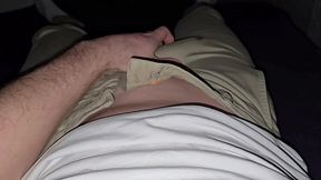 Deutscher Meister zeigt nasse pralle Precum Eichel und starken K&ouml_rper &ndash_ PhantomGentX