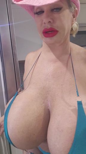 Thick Fake Tit GILF in the Kitchen