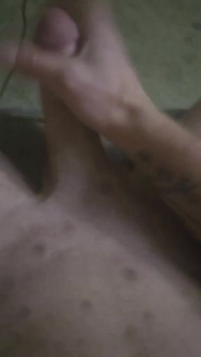 Yung stud Masturbating and jerking his big cock off