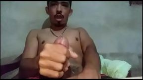 Punheta do m&ecirc_s de setembro assistindo xvideos.com