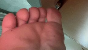 A face for My feet