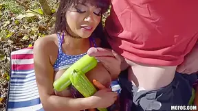 Plays With Various Vegetables Before Getting Fucked - Eric John And Aryana Amatista