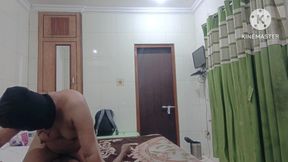 Didi was called from the hotel with another man.