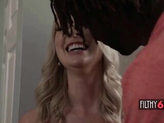 Cheating wife bangs with her ebony neighbour