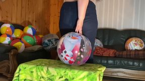 Weve Totaly Crushed Another 21 Colorful Beachballs! 40-60cm 2 Cameras with Slow-mo!