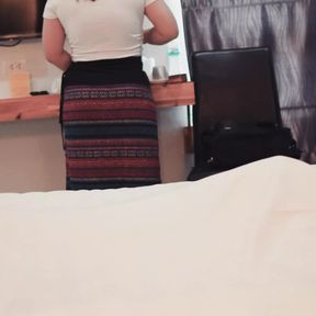 Thai hotel massage mature busty masseuse gives handjob fucker