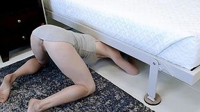 Sexy stepmom stuck under the bed and fucked with stepson