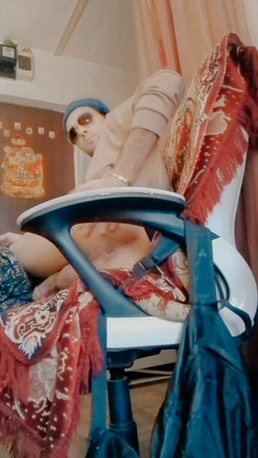 🍑From The Chair I Spread My Buttocks