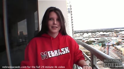 Pretty Nebraska Girl Hosting My Nebraska Show Naked Behind The Scenes - Show Gurl  orgasm