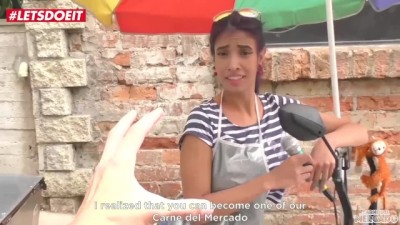 Naughty Latina Vendor Delights Roadside Client with Explosive Squirting!
