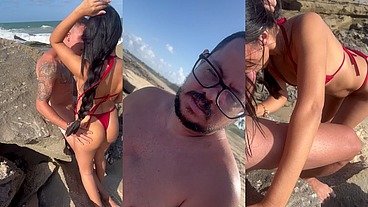 Marido corno deixou a esposa dar pro salva vidas na praia