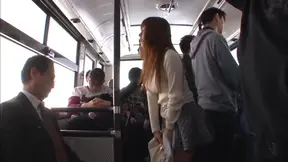 Shunka Ayami Unleashed – Steamy Outdoor Encounter Turns Wild Fast