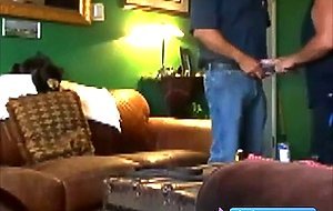 Follado por el instalador de antenas