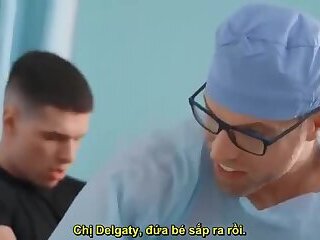 Full vietsub Vợ di đẻ nhưng anh chồng lại đi địt nhau vs anh hộ lý.