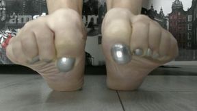 I love your toe curl silver color (Part 1) MP4 FULL HD 1080p