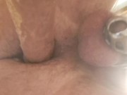 Guarda come si allarga il buco di culo