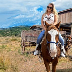 Tiffany Leiddi road trip vol.2