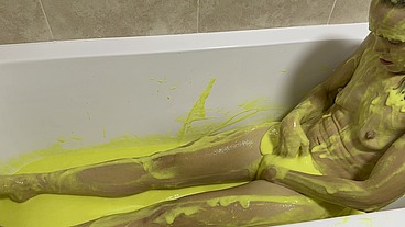 Gunge Orgasm in the Bath