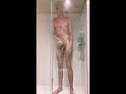 TallSkinnyChase takes a quick shower while on holiday