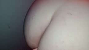 levei a namorada do meu amigo para conhecer o brinquedo erotico e acabei comendo ela na pele