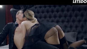 Czech Beauty Enjoys Glamorous Action With Lover - LETSDOEIT