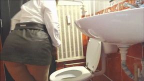 Leaving in the middle of a job interview to take a huge dump
