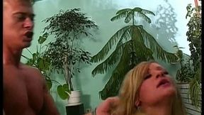 LE FANTASIE INTERRACIAL DI ANTONELLA - scene #01 - (Original
