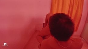 le doy un buen masaje erotico a desconocida y termina dando sentones en mi polla y follando su cono. historia completa