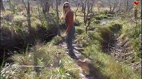First outdoor sex with my GF