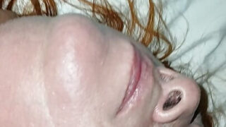 Puta latina madura recibe una dura paliza anal