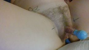 Fucking the butt plug, trans ftm big clit